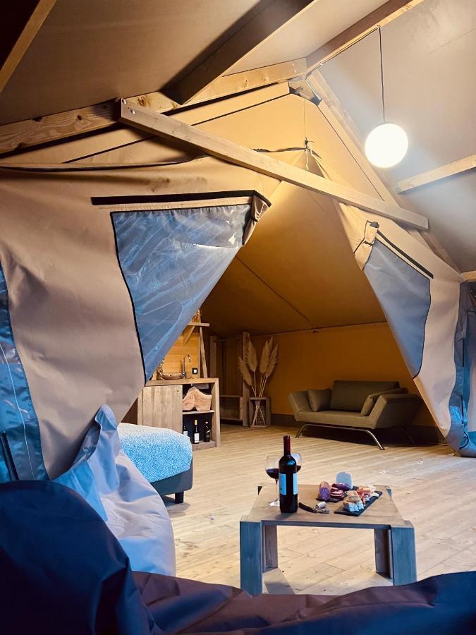 Luxury tent Glamping Grancia *