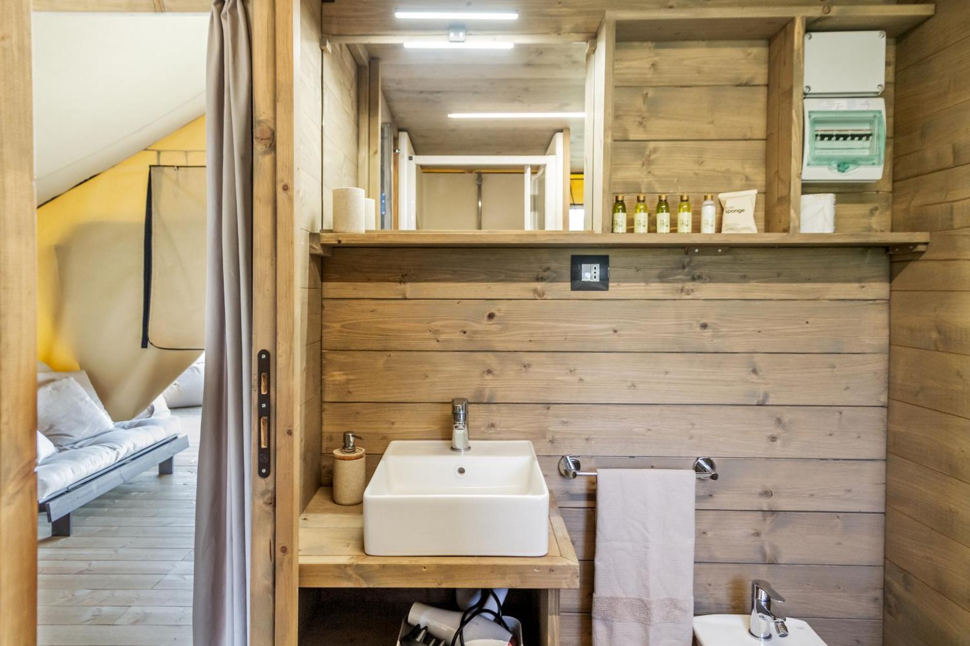 Glamping Grancia *